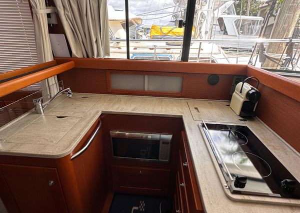 Beneteau Swift Trawler 44 image