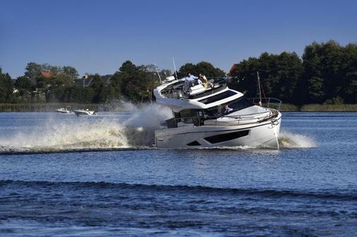 Parker-poland MONACO-FLYBRIDGE- image