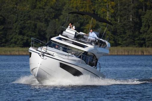 Parker-poland MONACO-FLYBRIDGE- image