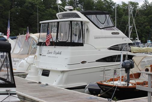 Carver 366 Motor Yacht image