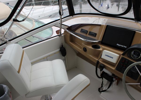 Carver 366 Motor Yacht image