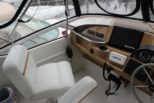 Carver 366 Motor Yacht image