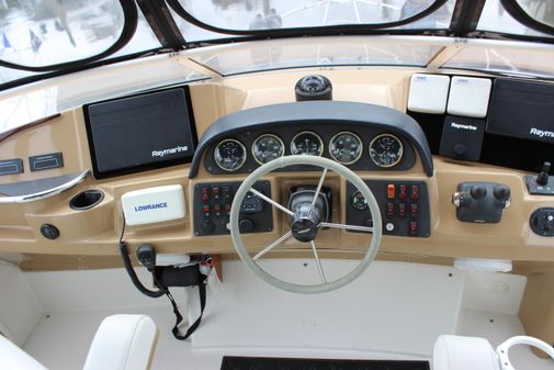 Carver 366 Motor Yacht image