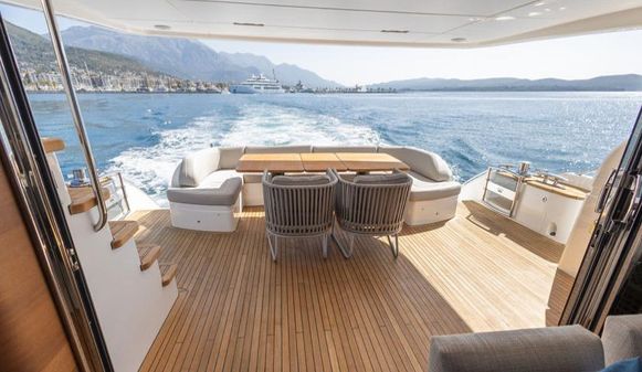 Princess Yachts 88 image