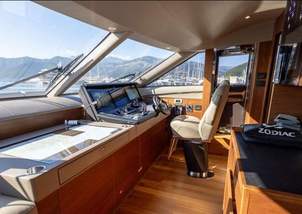 Princess Yachts 88 image