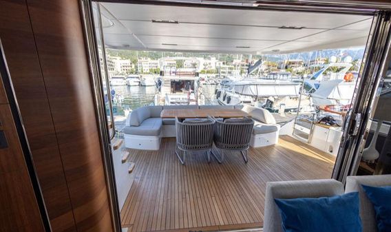 Princess Yachts 88 image