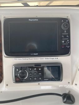 Sea Ray 450 Express Bridge image