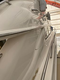 Sea Ray 450 Express Bridge image