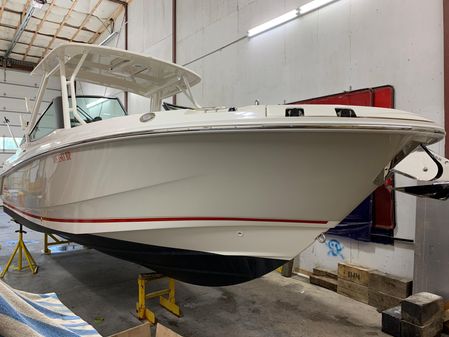 Boston Whaler 240 Vantage image