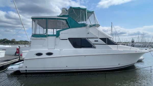 Silverton 392 Motor Yacht 