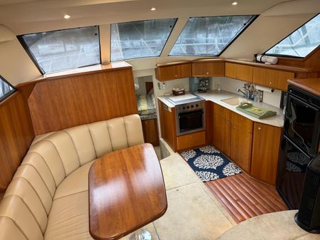 Silverton 392 Motor Yacht image