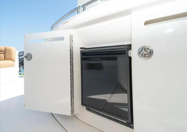 Sea Ray 52 Sundancer image