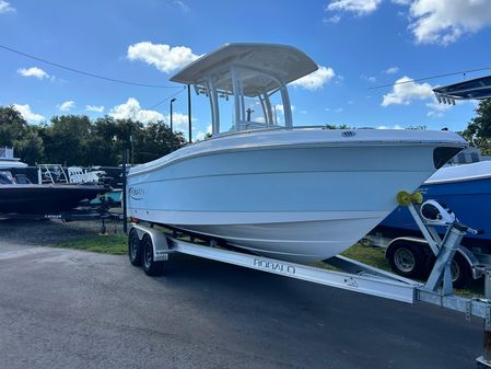 Robalo R222-CENTER-CONSOLE image