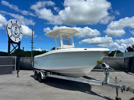 Robalo R222-CENTER-CONSOLE image