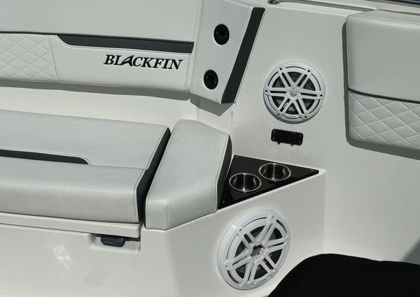 Blackfin 332-CC image