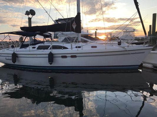 Catalina 387 - main image