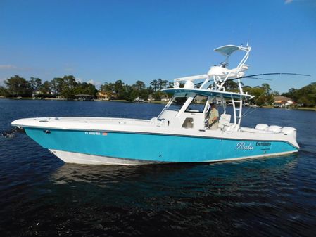 Everglades 355 Center Console image