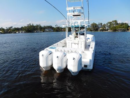 Everglades 355 Center Console image