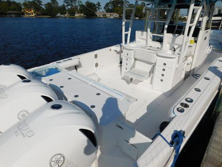 Everglades 355 Center Console image