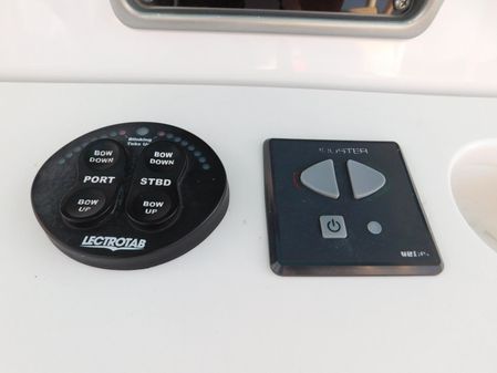 Everglades 355 Center Console image