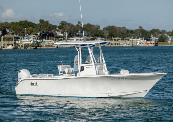 Sea Hunt Ultra 225 image