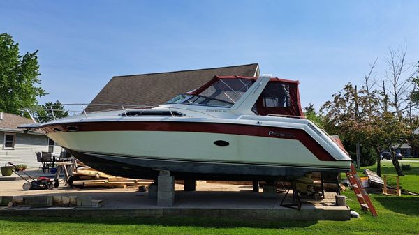 Regal 290 Commodore