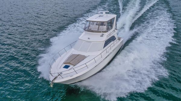 Sea Ray 480 Sedan Bridge image