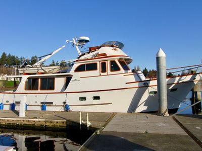 yacht brokers in anacortes
