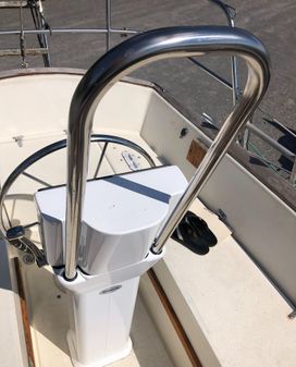 Endeavour 32' Sloop image