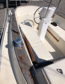 Endeavour 32' Sloop image