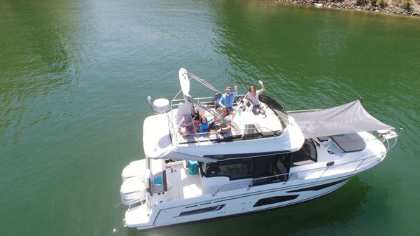 Jeanneau NC 1095 Flybridge