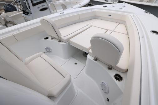 Sea-hunt GAMEFISH-27-FORWARD-SEATING image