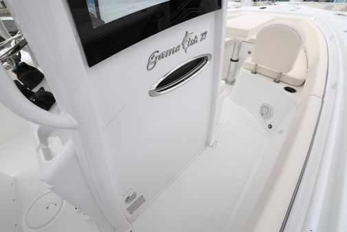 Sea-hunt GAMEFISH-27-FORWARD-SEATING image