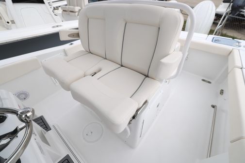 Sea-hunt GAMEFISH-27-FORWARD-SEATING image