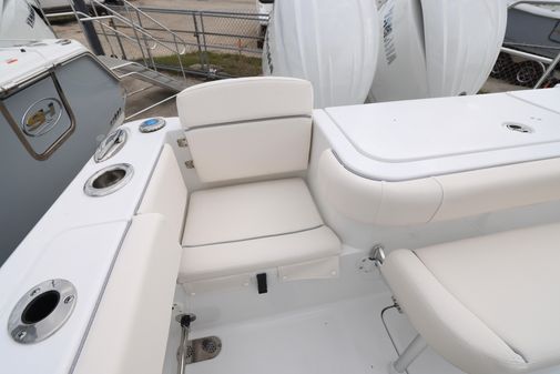 Sea-hunt GAMEFISH-27-FORWARD-SEATING image