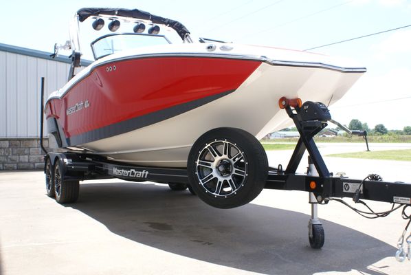 Mastercraft NXT22 - main image