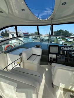 Cruisers Yachts 420 Express image