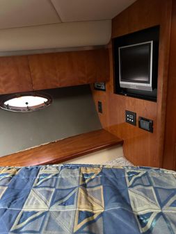 Cruisers Yachts 420 Express image