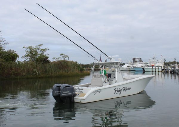 Yellowfin 32 image