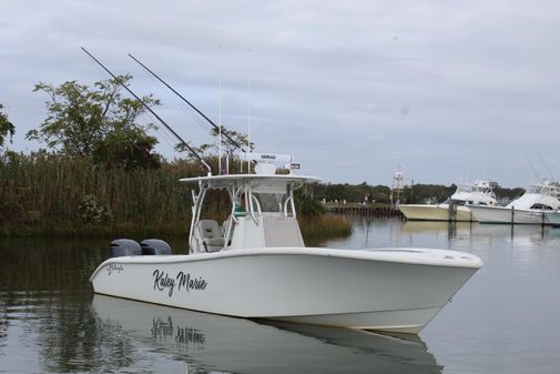 Yellowfin 32 image