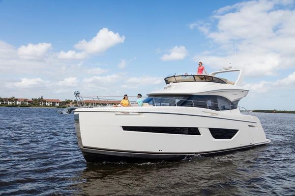 Carver C52 - main image
