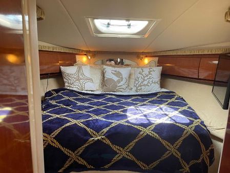 Sea Ray 420 Sundancer image