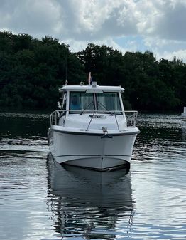 Boston-whaler CONQUEST image