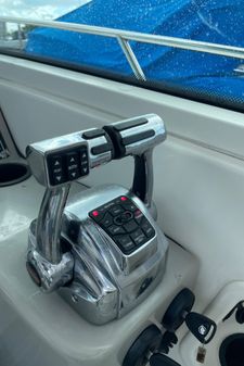 Boston-whaler CONQUEST image