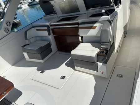 Tiara-yachts 38-LS image