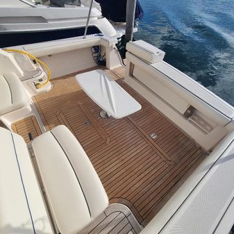 Tiara Yachts 3800 Open image