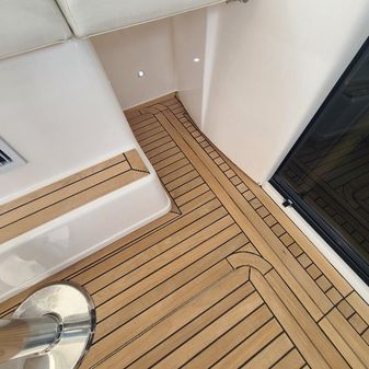 Tiara Yachts 3800 Open image