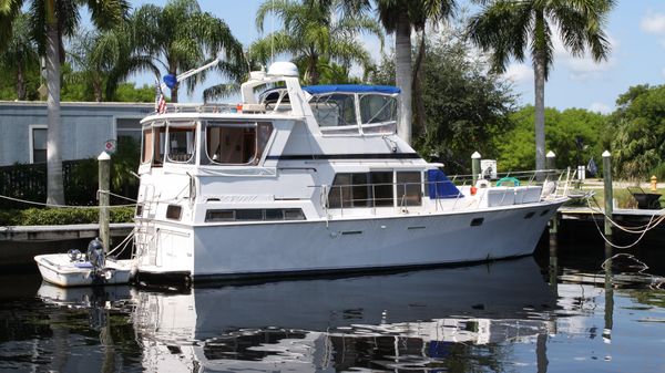 Marine Trader Tradewinds 43