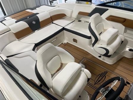 Chaparral 23-SURF image