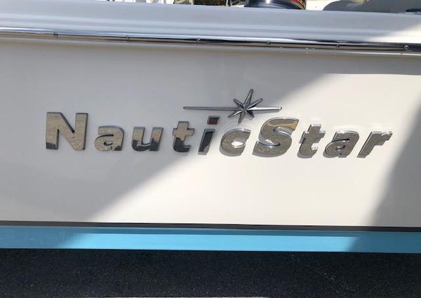 NauticStar 2302 Legacy image